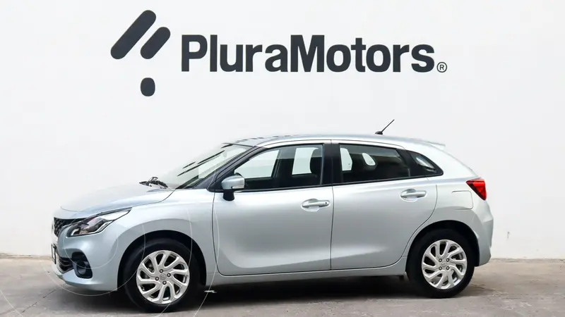 Foto Suzuki Baleno GLS Aut usado (2024) color Celeste precio $269,900