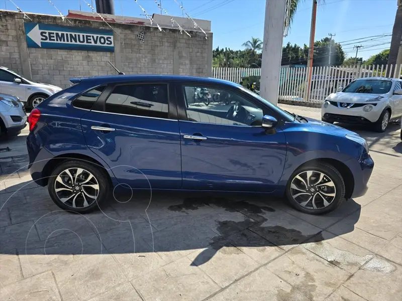 Foto Suzuki Baleno GLX usado (2022) color Azul Marino precio $278,000