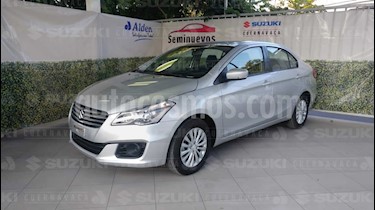 Foto venta Auto Seminuevo Suzuki Ciaz GLS Aut (2018) color Plata Metalico precio $240,000