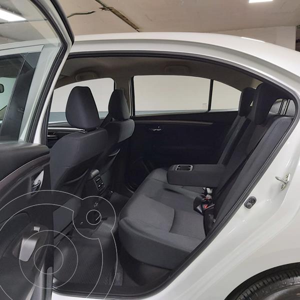 Suzuki Ciaz GLS usado (2020) color Blanco precio $235,000