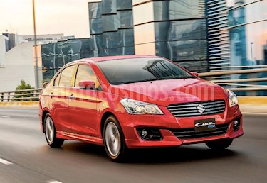 foto Suzuki Ciaz GLS nuevo color Rojo precio $249,990