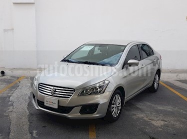 Suzuki Ciaz GLS Aut usado (2016) color Plata precio $165,000