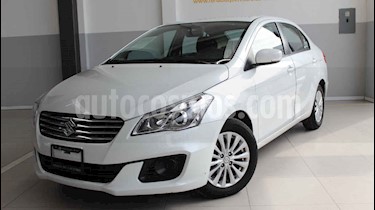 Foto Suzuki Ciaz GLS Aut usado (2017) color Blanco precio $185,000