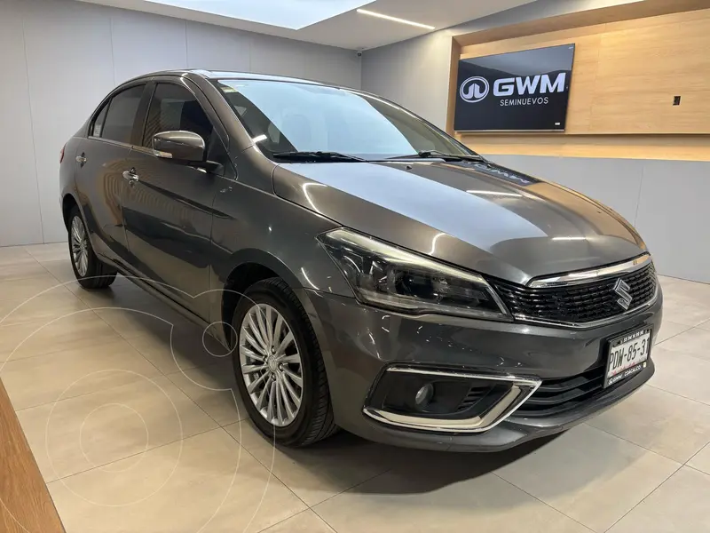 Foto Suzuki Ciaz GLX usado (2022) color Gris Oscuro precio $275,000