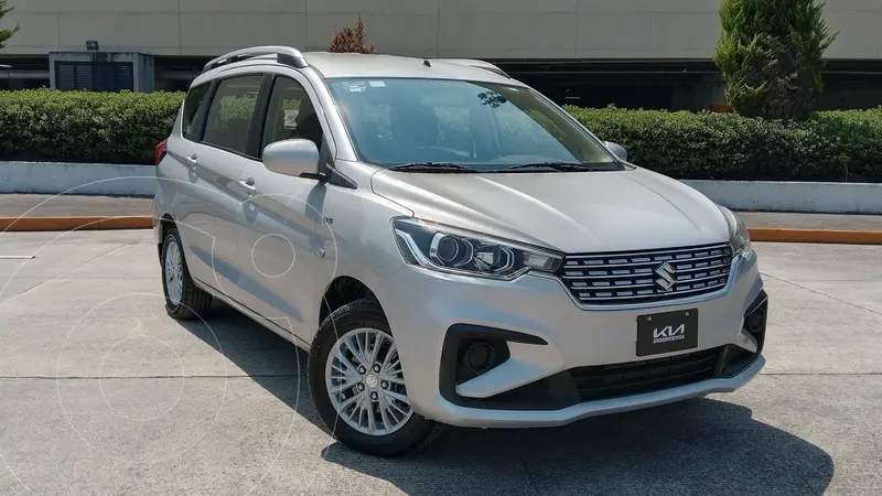 Foto Suzuki Ertiga Boostergreen GLS Aut usado (2022) color plateado precio $299,800