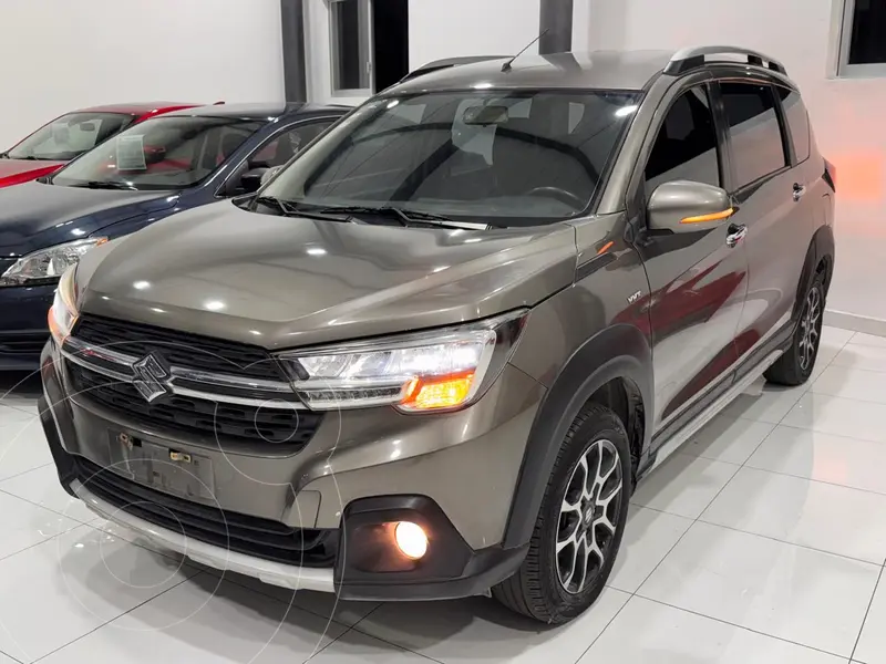 Foto Suzuki Ertiga XL7 GLX Aut usado (2022) color Gris precio $310,000