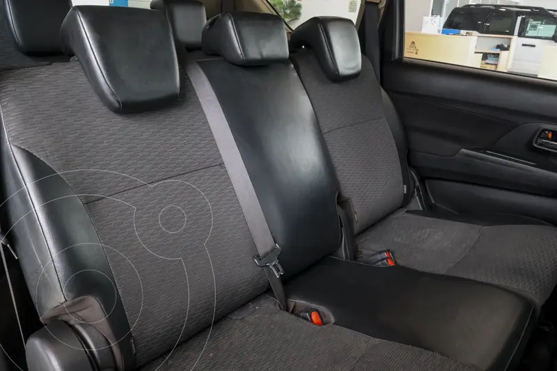 suzuki ertiga-xl7