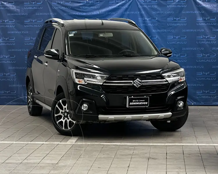 Foto Suzuki Ertiga XL7 GLX Aut usado (2023) color Negro financiado en mensualidades(enganche $146,216 mensualidades desde $6,281)