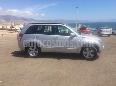 foto Suzuki Grand Nómade 2.0 Mec 2Air LL 5P usado (2011) color Gris Plata precio $6.300.000