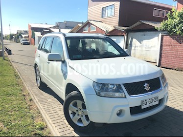 foto Suzuki Grand Nómade GLX Sport AA usado (2008) color Blanco precio $5.600.000