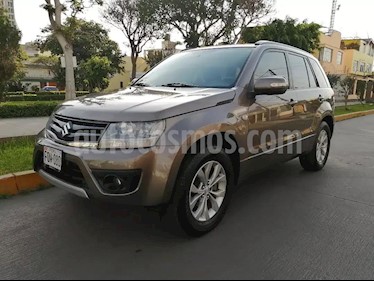 Suzuki Grand Nomade 2.0L 4x4 usado (2015) color Dorado precio $4,400