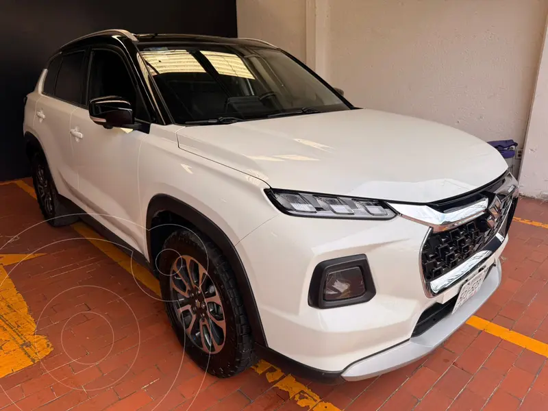 Foto Suzuki Grand Vitara Boostergreen GLX usado (2024) color Blanco financiado en mensualidades(enganche $179,322 mensualidades desde $7,704)