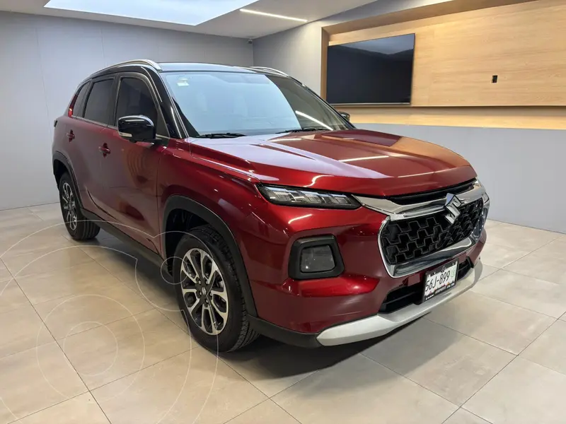 Foto Suzuki Grand Vitara GLS usado (2024) color Rojo financiado en mensualidades(enganche $190,190 mensualidades desde $8,002)