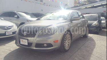 Foto venta Auto Seminuevo Suzuki Kizashi GLS (2012) color Cafe precio $159,000