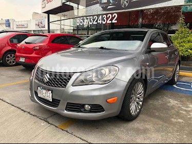Foto Suzuki Kizashi GLS usado (2013) color Gris precio $150,000