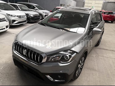 Foto Suzuki S-Cross Boosterjet Aut usado (2018) color Plata Mercurio precio $389,990