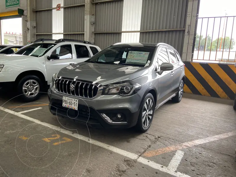 Foto Suzuki S-Cross Turbo Aut usado (2017) color Gris financiado en mensualidades(enganche $65,000 mensualidades desde $6,750)