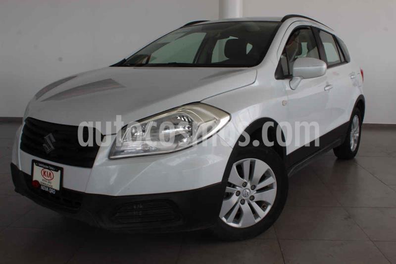 Suzuki S-Cross GL usado (2015) color Blanco precio $150,000