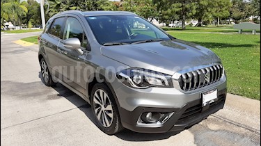 Suzuki S-Cross GLX Aut usado (2018) color Gris precio $268,000