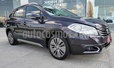 foto Suzuki S-Cross 5p GLX L4/1.6 Aut AWD usado (2015) color Violeta precio $180,000