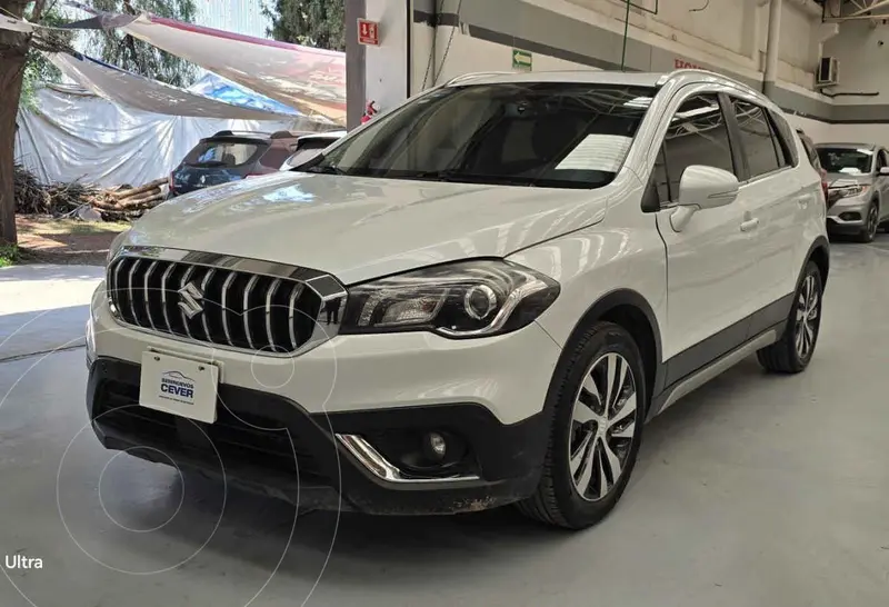 Foto Suzuki S-Cross GLX Aut usado (2022) color Blanco precio $349,000
