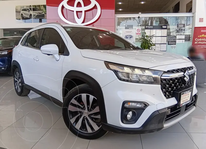 Foto Suzuki S-Cross GLX Boosterjet usado (2023) color Blanco financiado en mensualidades(enganche $171,380 mensualidades desde $7,363)