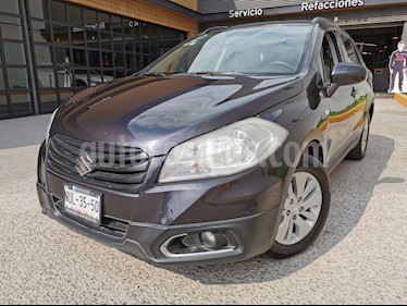 Suzuki S-Cross GL usado (2014) color Purpura precio $125,000
