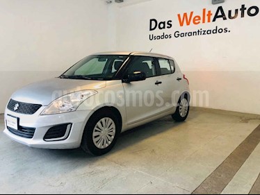 foto Suzuki Swift GA usado (2017) color Plata precio $149,835