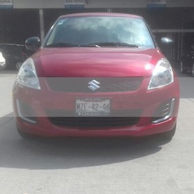 foto Suzuki Swift GA usado (2017) color Rojo precio $1,650,000