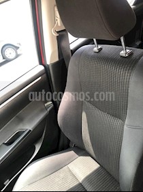 Suzuki Swift GLS usado (2017) color Rojo precio $175,500