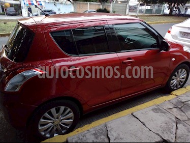 Suzuki Swift GLS usado (2013) color Rojo precio $115,000