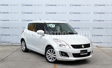 foto Suzuki Swift GLS usado (2017) color Blanco precio $190,000