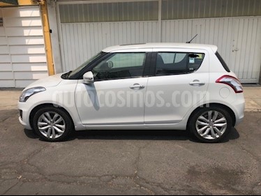 foto Suzuki Swift GLX usado (2014) color Blanco precio $155,000