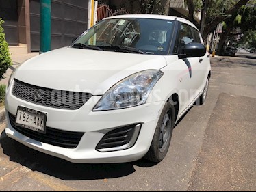 Suzuki Swift GA usado (2015) color Blanco precio $118,000