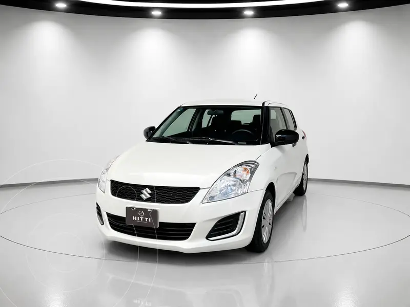 Foto Suzuki Swift GA usado (2017) color Blanco precio $179,000