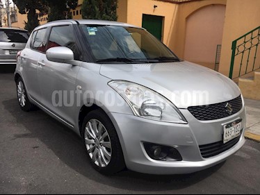 Suzuki Swift GLS usado (2012) color Gris precio $93,000