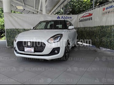 Suzuki Swift GLX Aut usado (2020) color Blanco precio $264,627