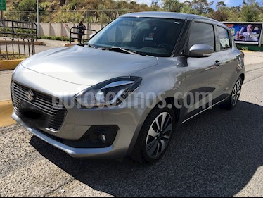 foto Suzuki Swift GLX Aut usado (2018) color Plata precio $220,000