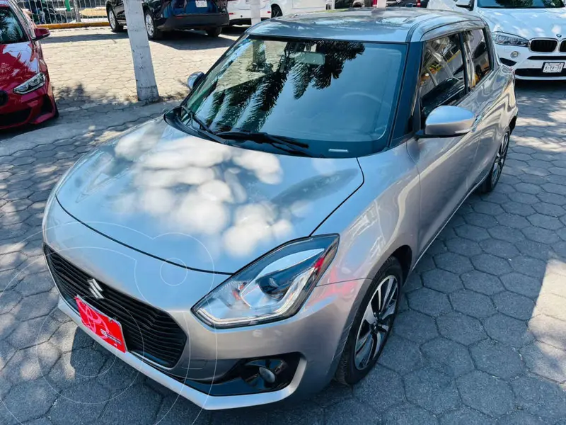 Foto Suzuki Swift GLX Aut usado (2020) color Plata financiado en mensualidades(enganche $61,006 mensualidades desde $5,419)