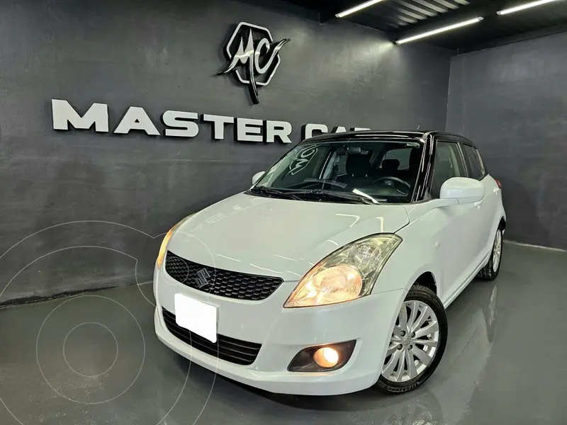 Foto Suzuki Swift GLS usado (2013) color Blanco precio $149,000