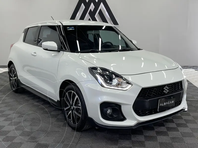 Foto Suzuki Swift Booster Jet Aut usado (2023) color Blanco precio $327,999