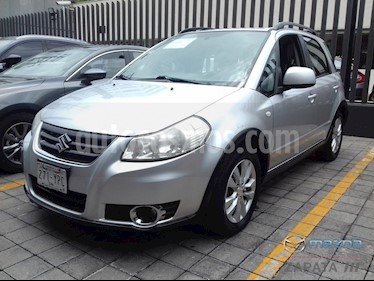 foto Suzuki SX4 X-Over 2.0L Aut. usado (2013) color Plata Metálico precio $135,000