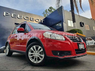 Suzuki SX4 X-Over 2.0L Aut. usado (2013) color Rojo precio $144,900