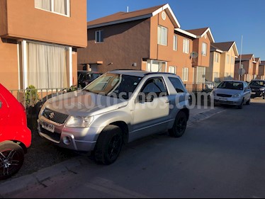 foto Suzuki Vitara 1.6L GLS 4x4 usado (2009) color Gris Metálico precio $4.200.000