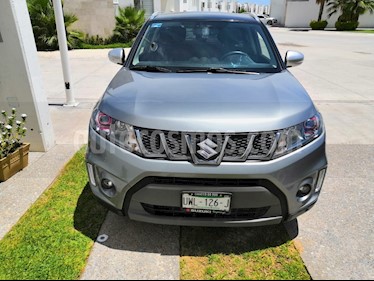 Suzuki Vitara Boosterjet Aut usado (2017) color Gris Acero precio $245,000
