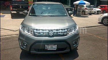 Foto venta Auto usado Suzuki Vitara GLS Aut (2017) color Plata precio $239,000