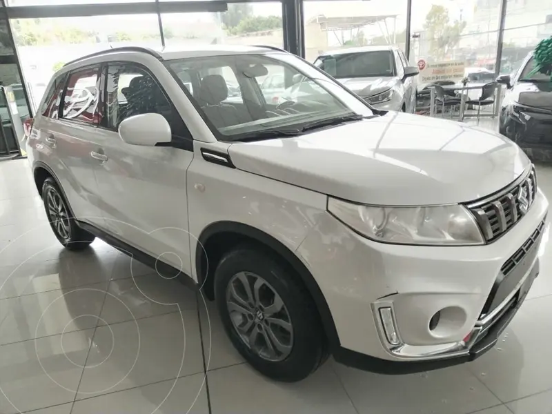 Foto Suzuki Vitara GLX Aut usado (2022) color Blanco precio $263,000