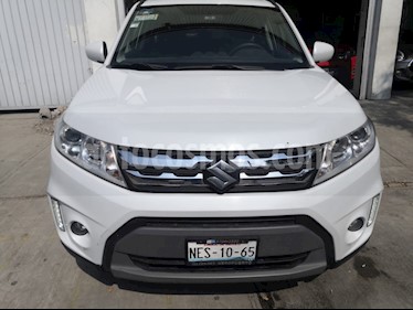 Suzuki Vitara GLS usado (2017) color Blanco precio $220,000