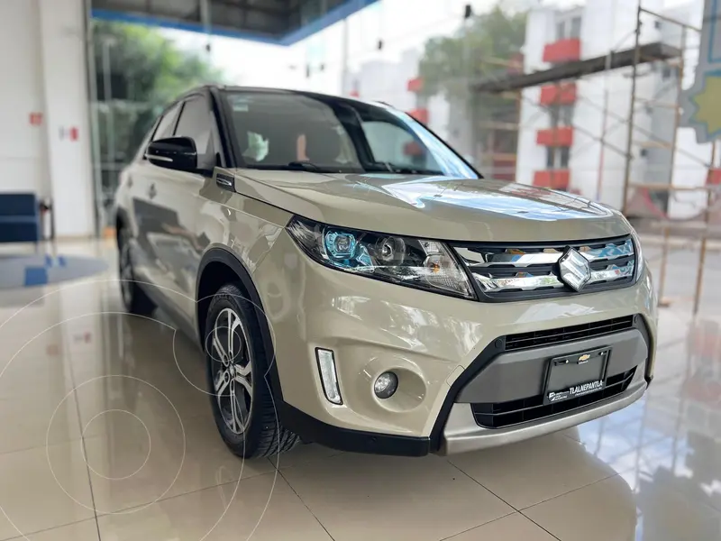 Foto Suzuki Vitara GLX Aut usado (2018) color Crema precio $259,000