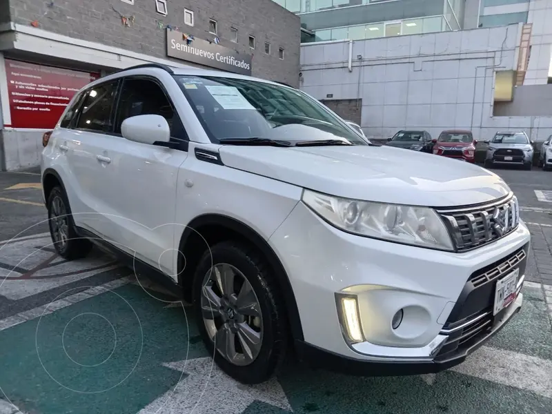 Foto Suzuki Vitara GLS Aut usado (2019) color Blanco precio $238,000